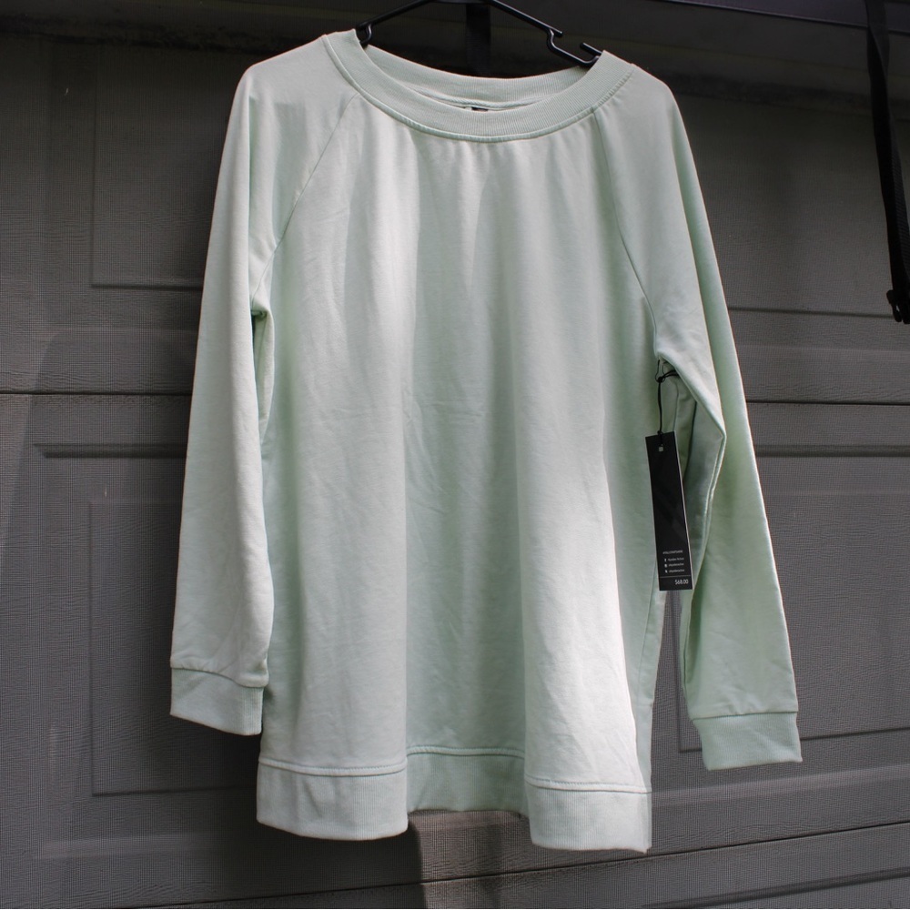 NWT Kyodan Large Crewneck